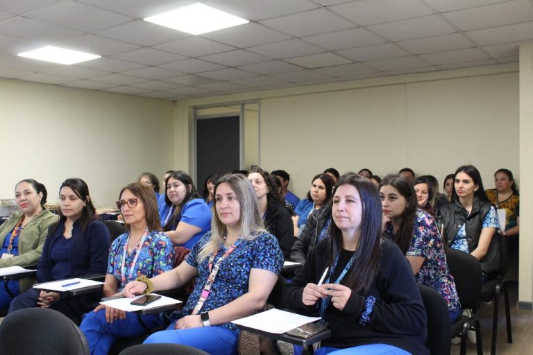 Santo Tomás y Hospital Clínico Herminda Martín fortalecen capacitación en Cuidados Críticos