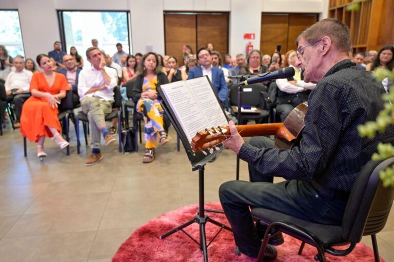 Municipalidad de Chillán abre postulaciones para ‘Premios Municipales de Arte 2024’