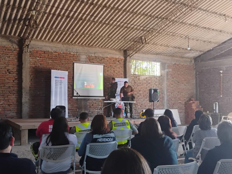 Encuentro Bi-Provincial: Patrulla Forestal de Carabineros motivó prevención de incendios y expuso coordinación frente a emergencias