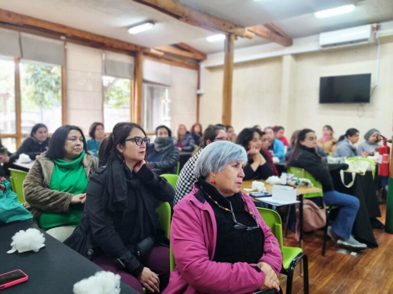 Municipio realizó taller gratuito de reciclaje textil para la comunidad