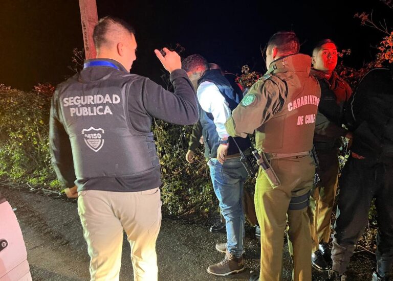 Seguridad Pública y Carabineros detienen a siete involucrados en violento robo a servicentro en San Carlos
