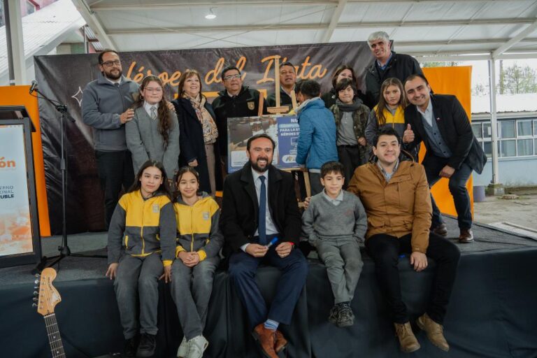 Gobierno Regional implementará moderna sala de computación en Escuela Héroes del Itata de Quillón