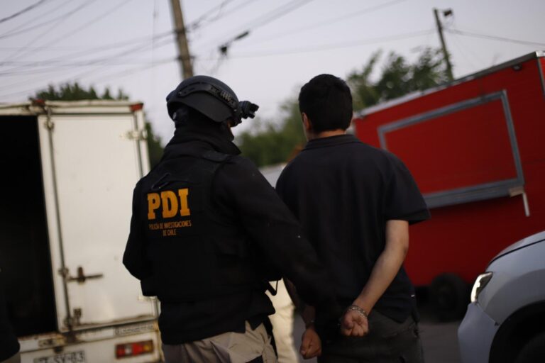 PDI San Carlos detiene a sujeto por tráfico de drogas en San Fabián de Alico