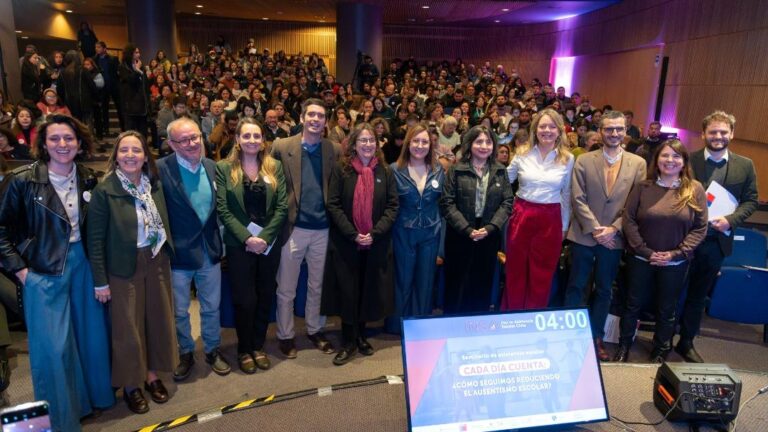 Seminario internacional impulsó estrategias para reducir el ausentismo escolar en Chile