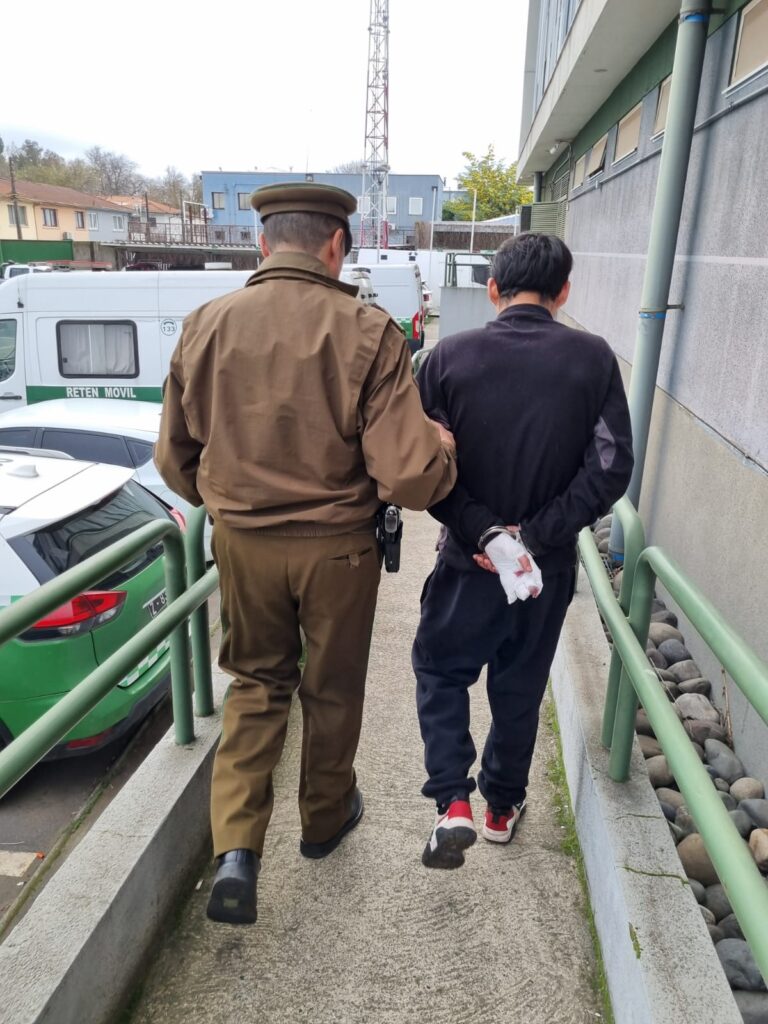 Carabineros detuvo anoche a sujetos que intentaron robar en local comercial de Villa Doña Rosa en Chillán