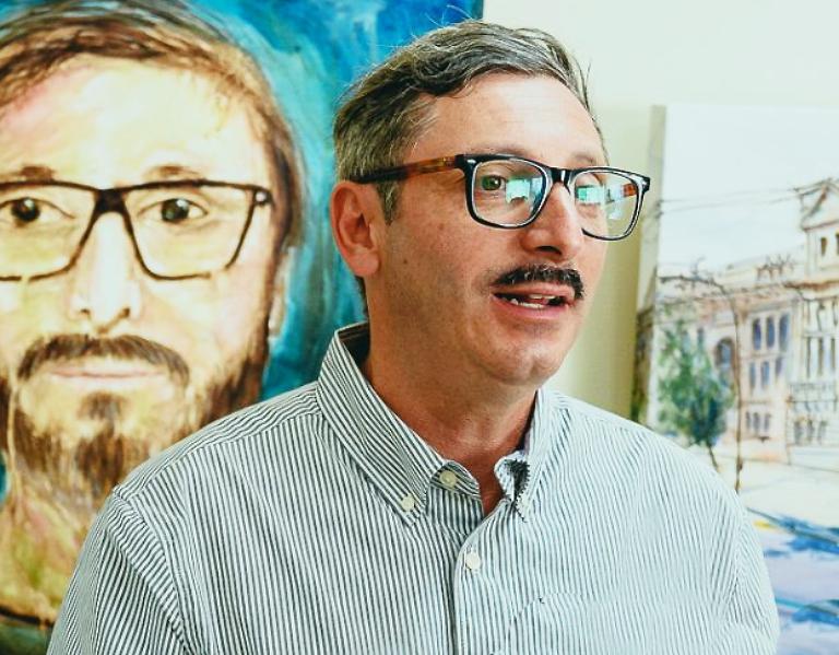 Artista local Christian Zamora revela el alma de la acuarela en la Sala Arte Mercado