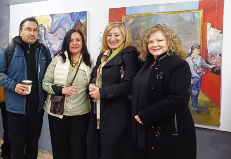 Marianela Hellman despliega los ‘Quehaceres del Vivir’ en la Sala de Arte Mercado