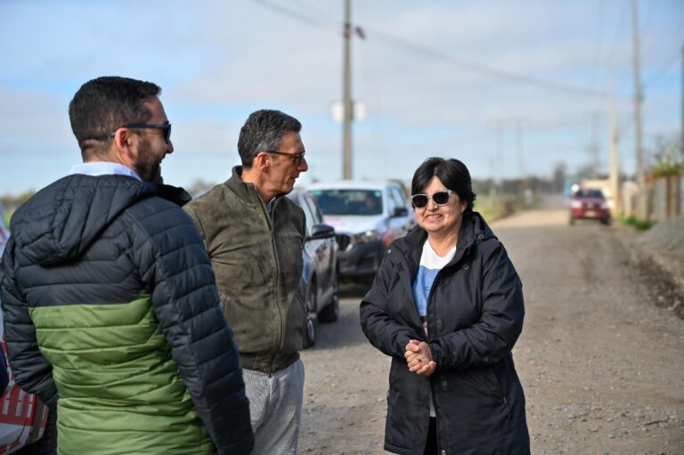 Municipio mejora caminos rurales con apoyo vecinal