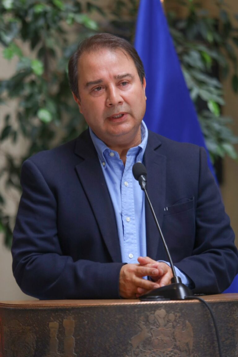 Diputado Frank Sauerbaum: ‘Renuncia del ministro Marcel agudiza debilidad del Gobierno’