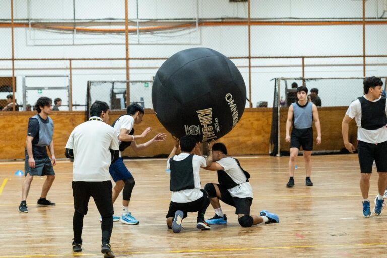 Kin-Ball universitario: inclusión y trabajo en equipo marcaron torneo pionero en Biobío y Ñuble