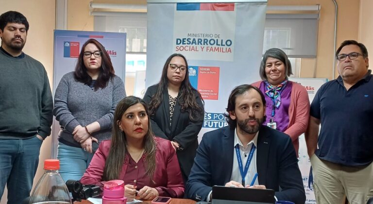 Funcionarios del MDS se movilizan en Ñuble por recortes presupuestarios