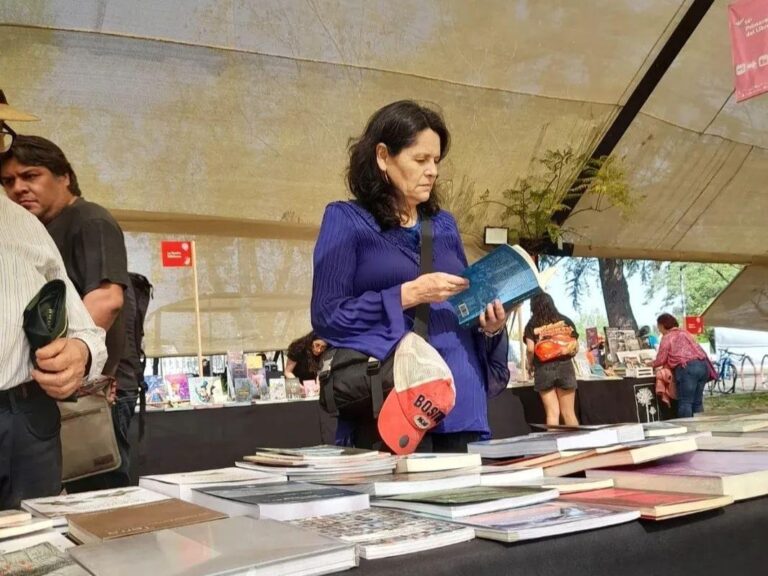 Ediciones UBB participó en la 14° Primavera del Libro junto a Ediur