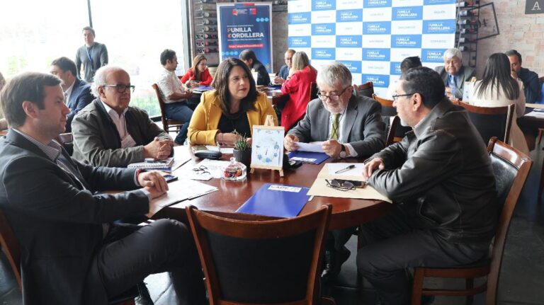 Conforman Consejo Asesor de Desarrollo Educativo Técnico Profesional en Punilla Cordillera