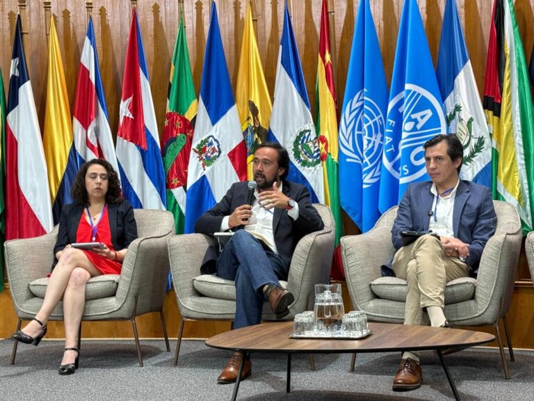 Gobernador Crisóstomo plantea inédito modelo donde el Gobierno Regional juega rol clave en Parques Urbanos