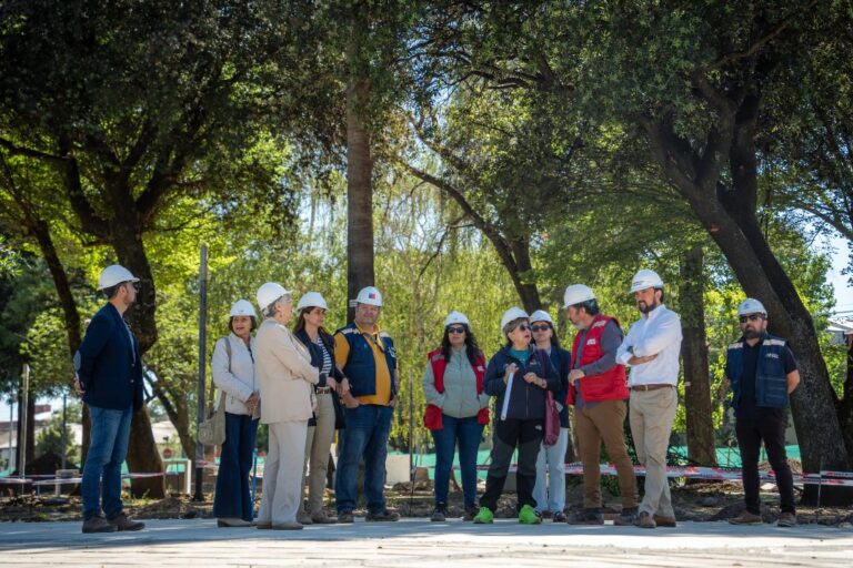 Gobernador proponer complementar las mejoras de la plaza San Francisco con la conservación patrimonial de la Iglesia y el futuro traslado de la cárcel
