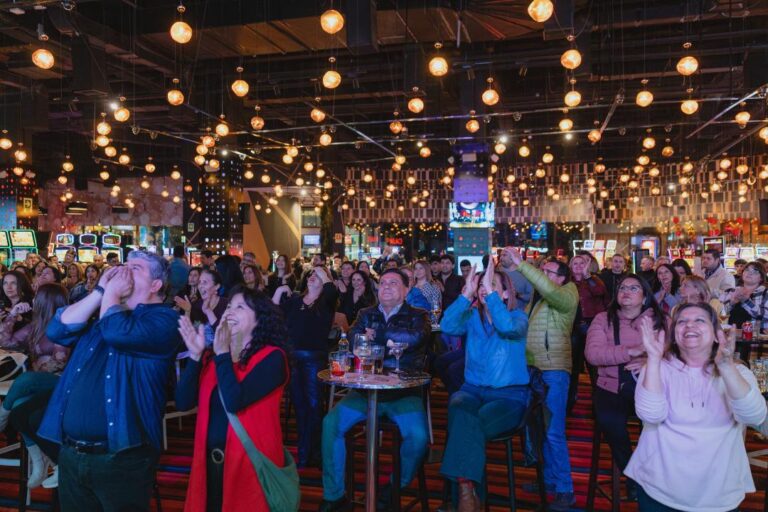 Tributos, fiestas y premios: Revisa los panoramas de Casino MDS Chillán para este fin de semana