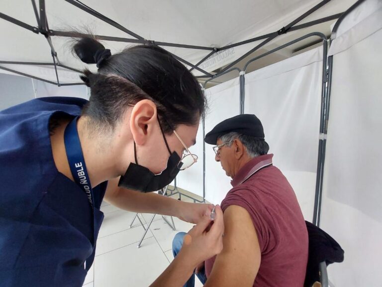 Salud llama a vacunarse contra la Influenza y a reforzar medidas de prevención ante aumento de circulación viral