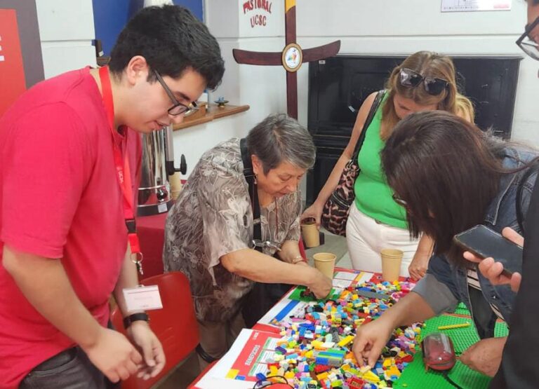 Adultos mayores y mujeres destacan en Escuela de Talleres de Oficios de la OTEC Municipal