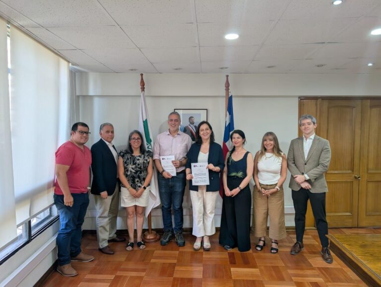 SMA y CONAF firman convenio de colaboración para fortalecer fiscalización ambiental conjunta