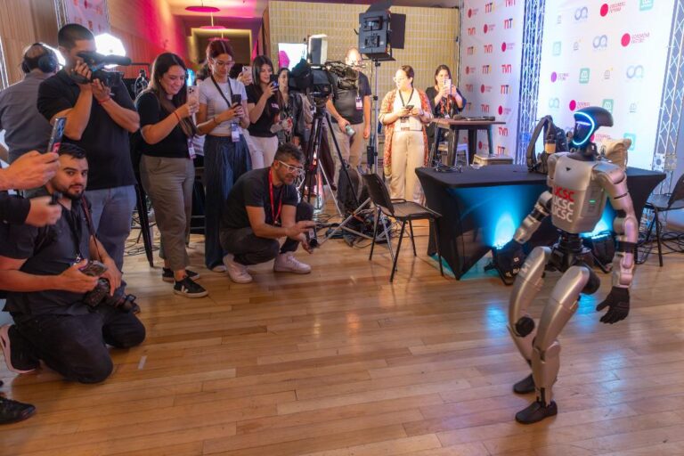 UCSC lleva innovación, salud y tecnología a la agenda nacional de Congreso Futuro