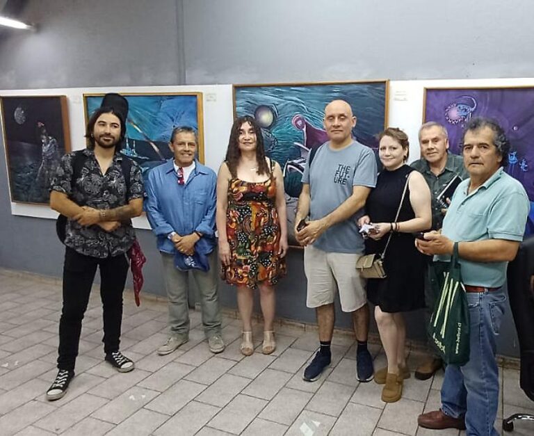 ‘Universos Paralelos’ de Valya Osses abren el ciclo 2026 en la Sala Arte Mercado