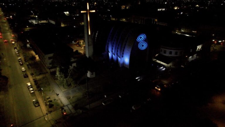 Chillán cerrará conmemoración del terremoto de 1939 con cine patrimonial e intervención lumínica en la plaza de armas
