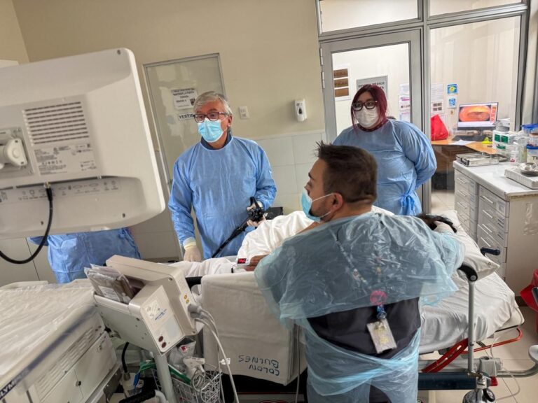 Operativo de colonoscopías en Hospital de Bulnes permite avanzar en diagnóstico oportuno de usuarios de Ñuble