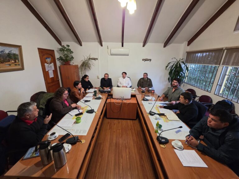 Alcalde de El Carmen exige respuestas por constantes fallas eléctricas en la zona