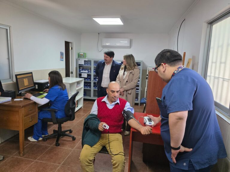 El Carmen implementa ficha clínica electrónica por primera vez en la comuna