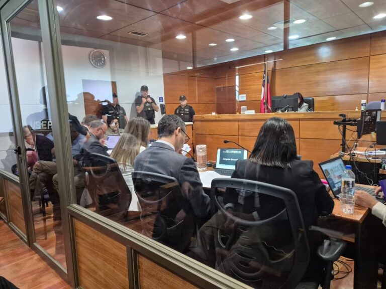 Fiscalía formaliza por asociación criminal a dos abogadas, un exdefensor y un funcionario del Juzgado de Garantía de Los Ángeles