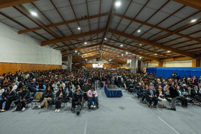 Más de 2.000 estudiantes dan inicio al año académico 2026 en la UCSC