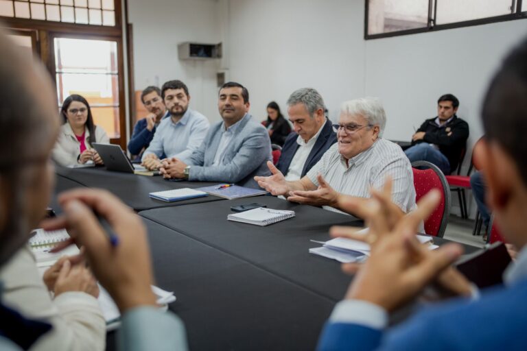 Gobierno Regional convoca servicios para destrabar situación de alcantarillado de El Rosal en Pinto