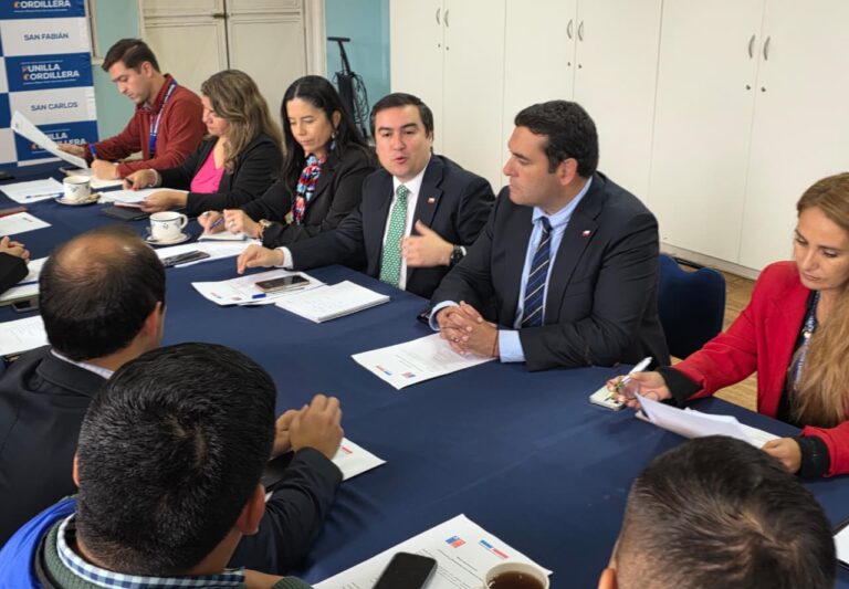 Conforman primera Mesa de Seguridad Escolar en Punilla Cordillera